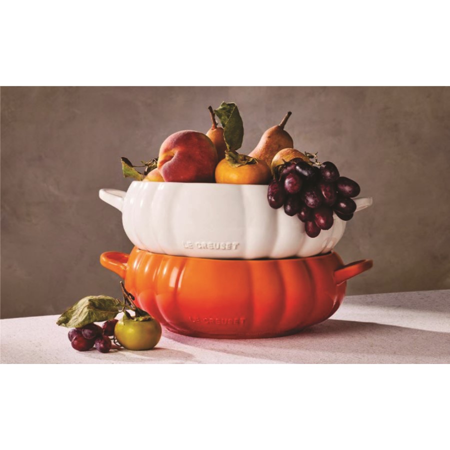 additioanl image for  Le Creuset Pumpkin Serving Bowl Flame 3L 